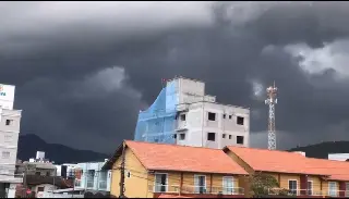 (VÍDEO) Câmeras flagram formação de temporais