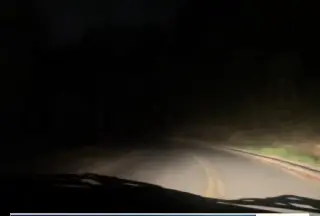 (VÍDEO) Moradores temem riscos pela escuridão total